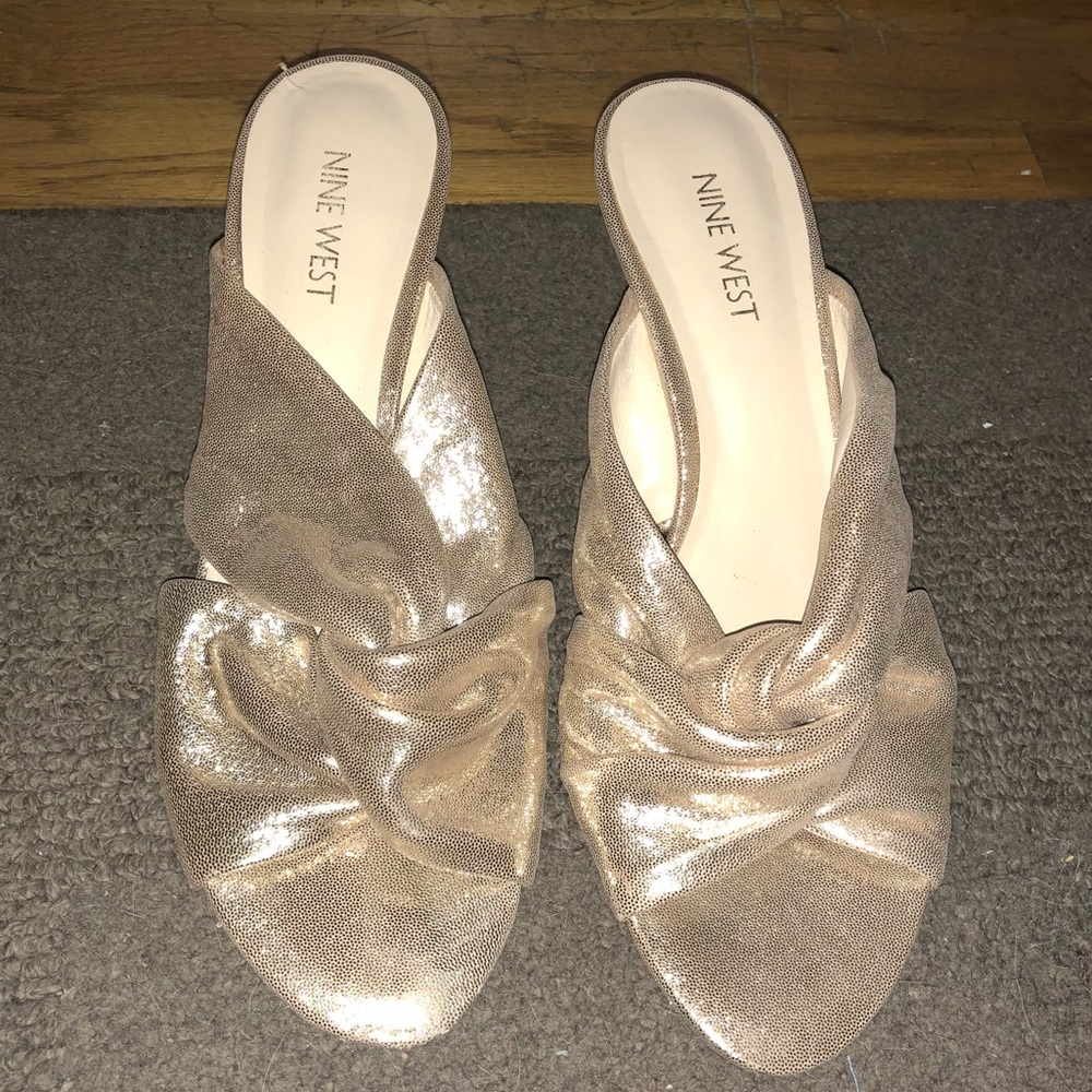 Gold shiny vintage inspired mules